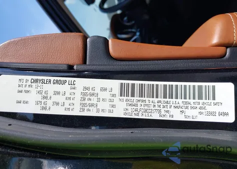 2012 Jeep Grand Cherokee Overland z USA, uszkodzony, nr VIN 1C4RJFCG8CC217735